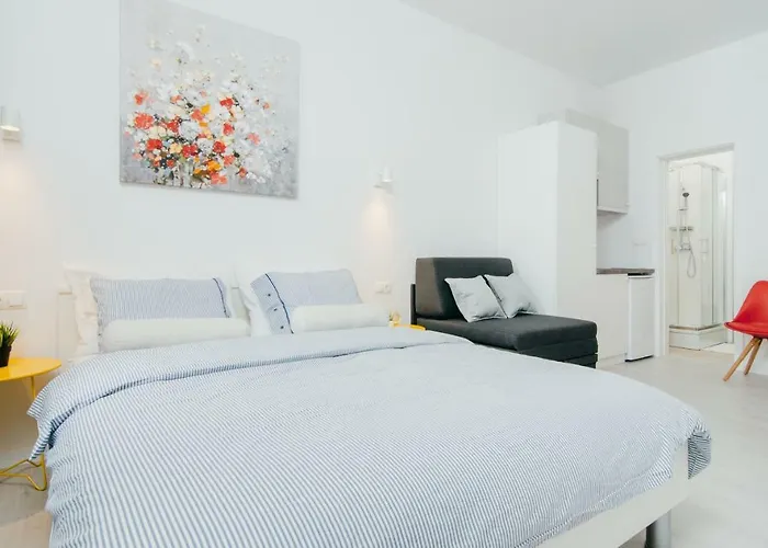 Sia Downtown Apartments